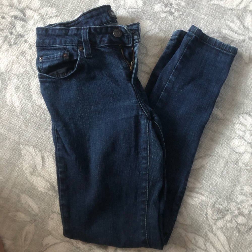 Levi’s skinny jeans